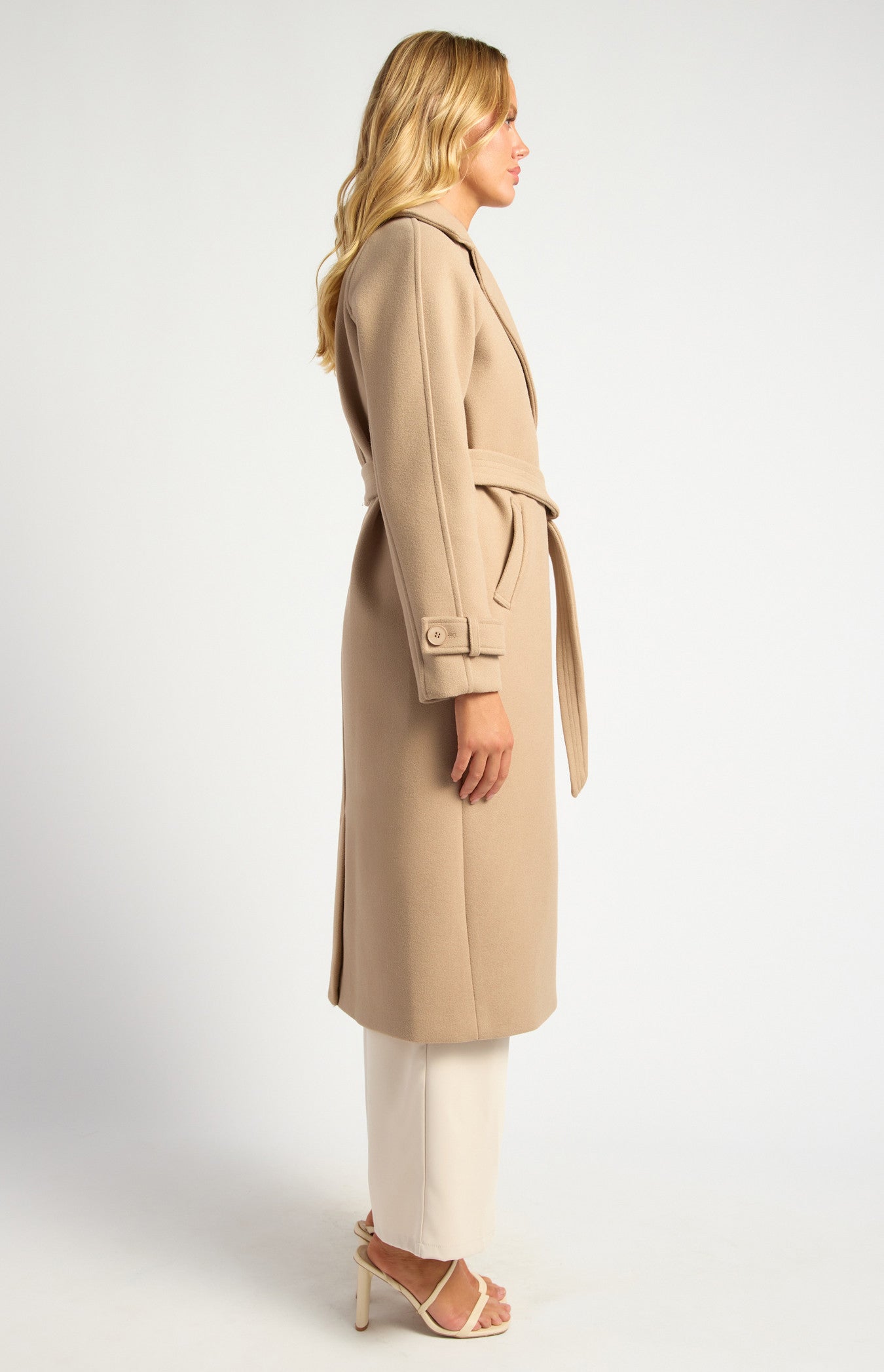 Heavyweight Felt Raglan Sleeve Coat
