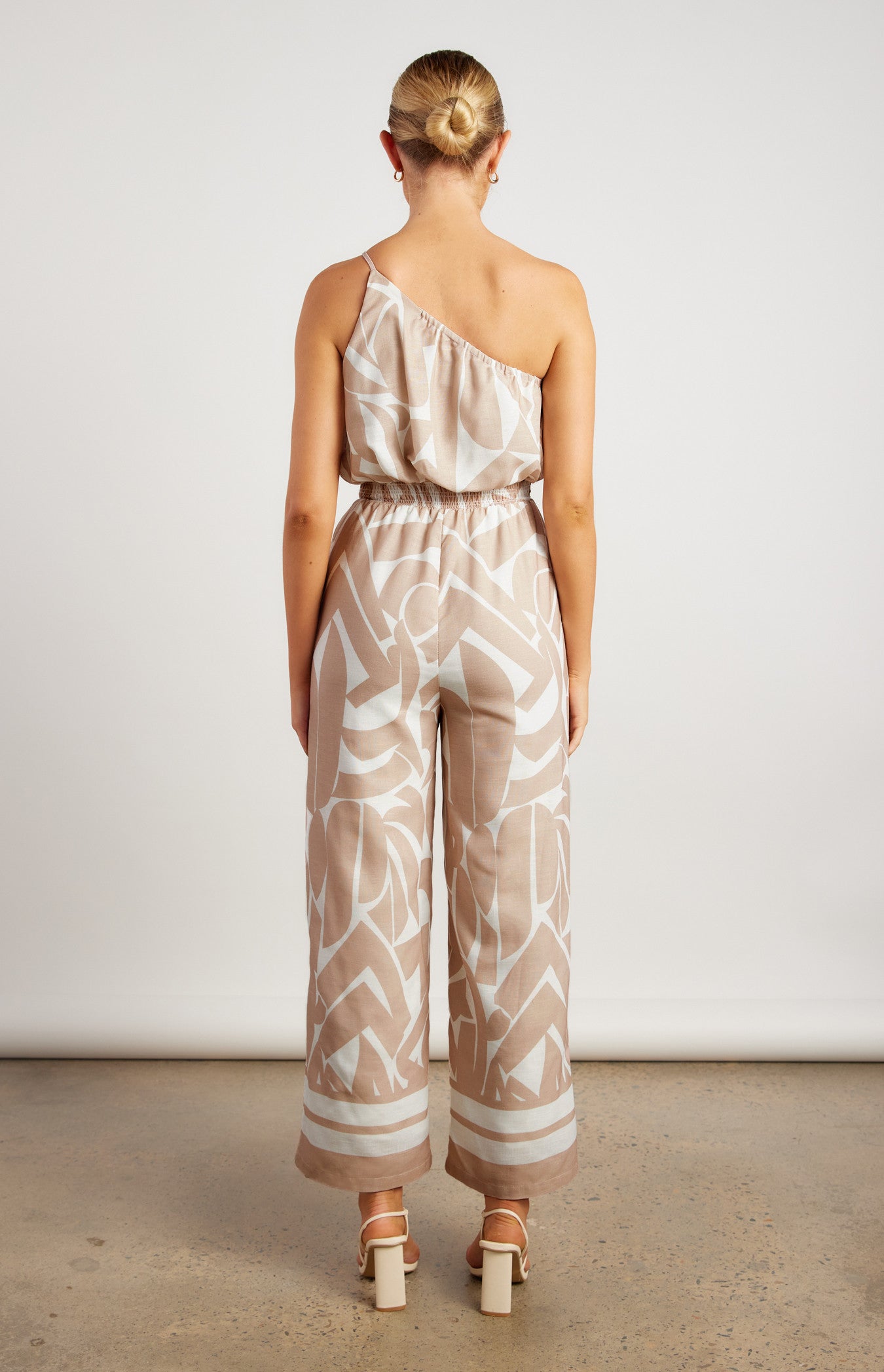 Faux Linen Placement Print Jumpsuit with Shirred Waist